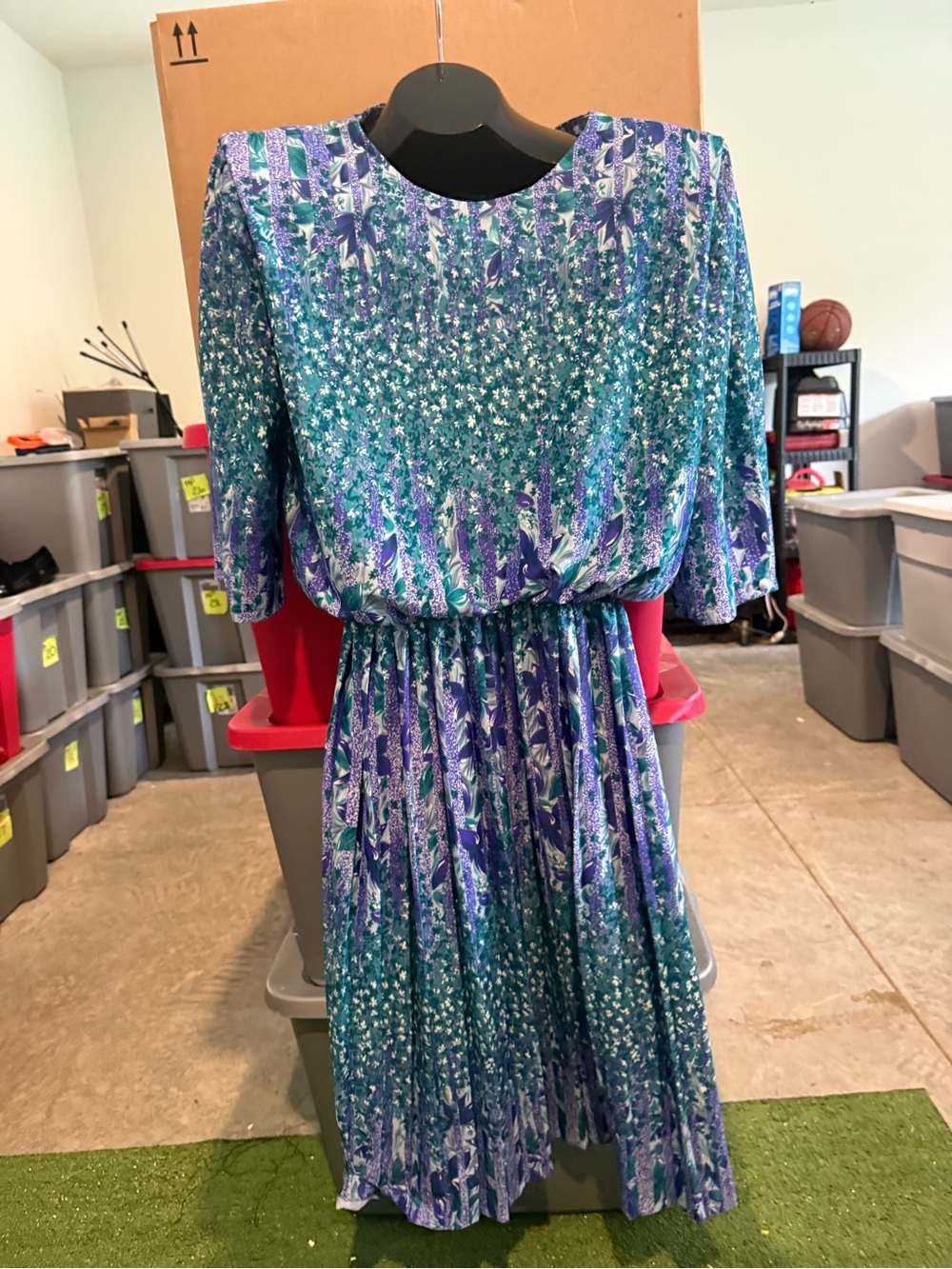 Floral Pleated Midi Dress in Teal & Purple93 - Picture 2 of 3
